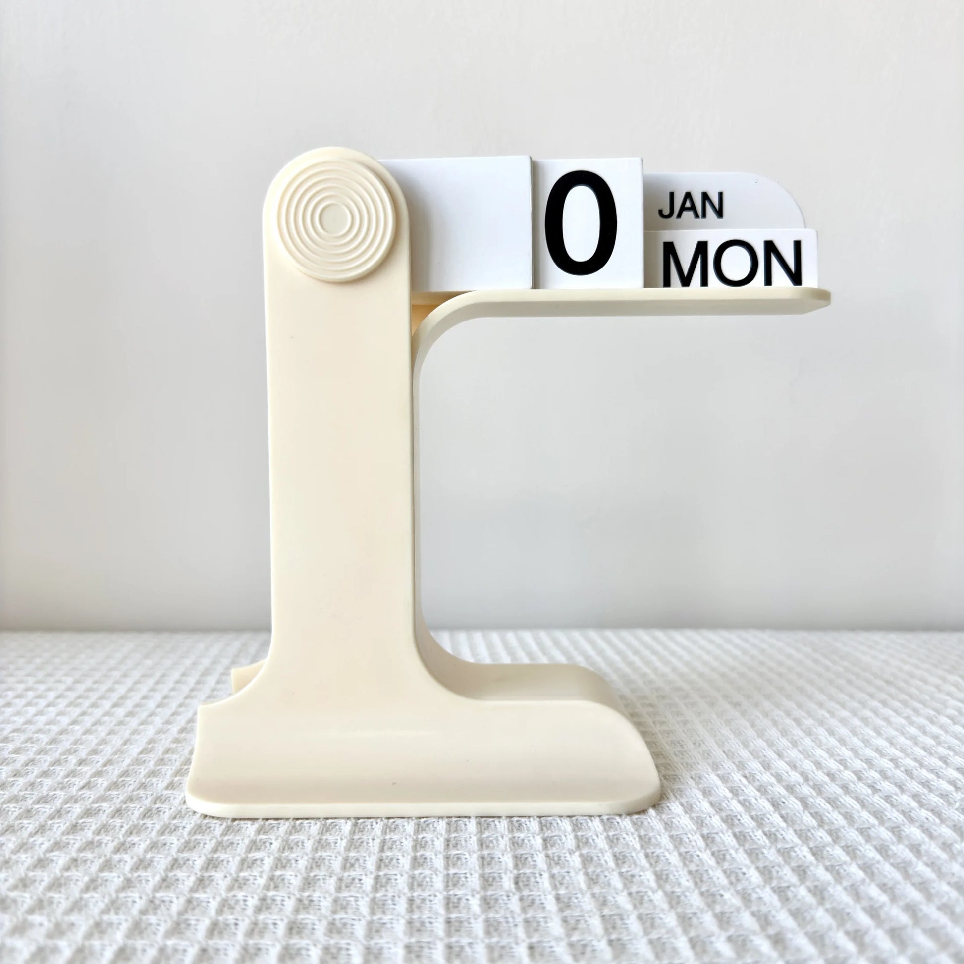 1Pc Modern Minimalist Style Plastic Creative Perpetual Calendar, Desk Calendar, Office Desktop Decoration, New Home Decoration